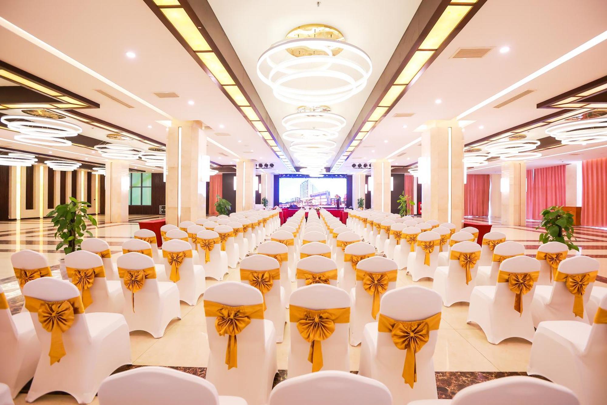 Muong Thanh Luxury Nhat Le Hotel Dong Hoi Exteriér fotografie